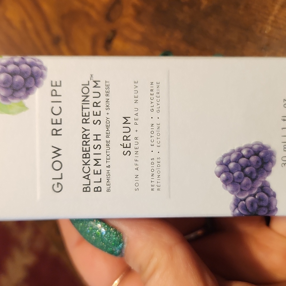 🖤Glow Recipe Blackberry Retinol Blemish Serum